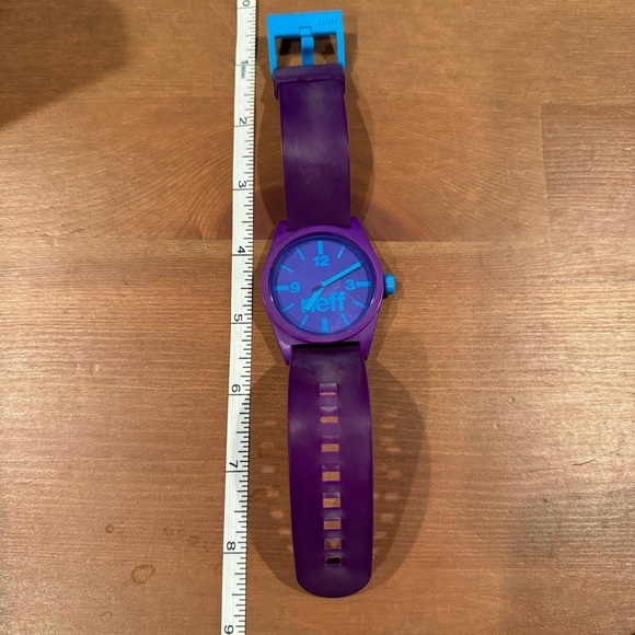 Neff “Daily” Watch / Lightly Used - Picture 3 of 4